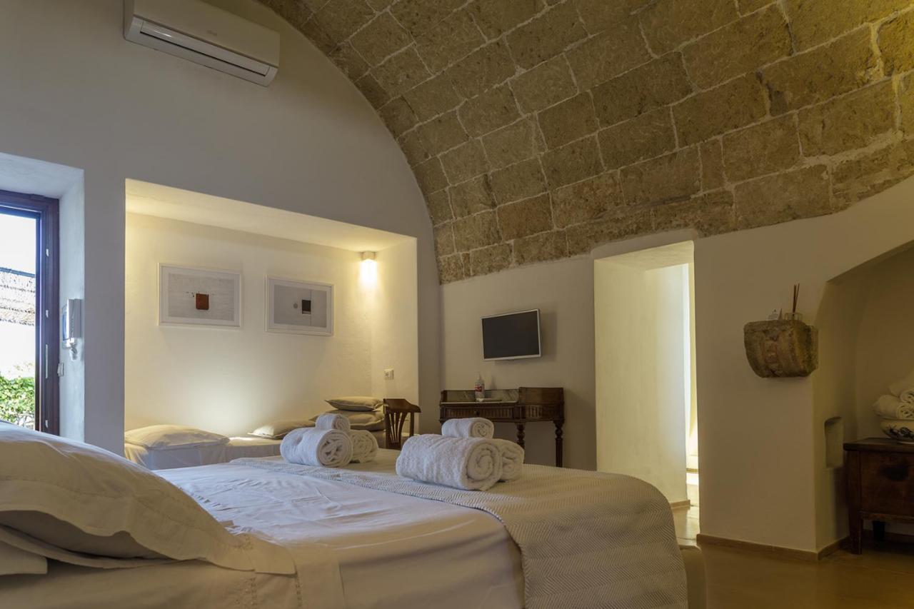 Tenutayala - Residenza Agrituristica Parabita Eksteriør bilde
