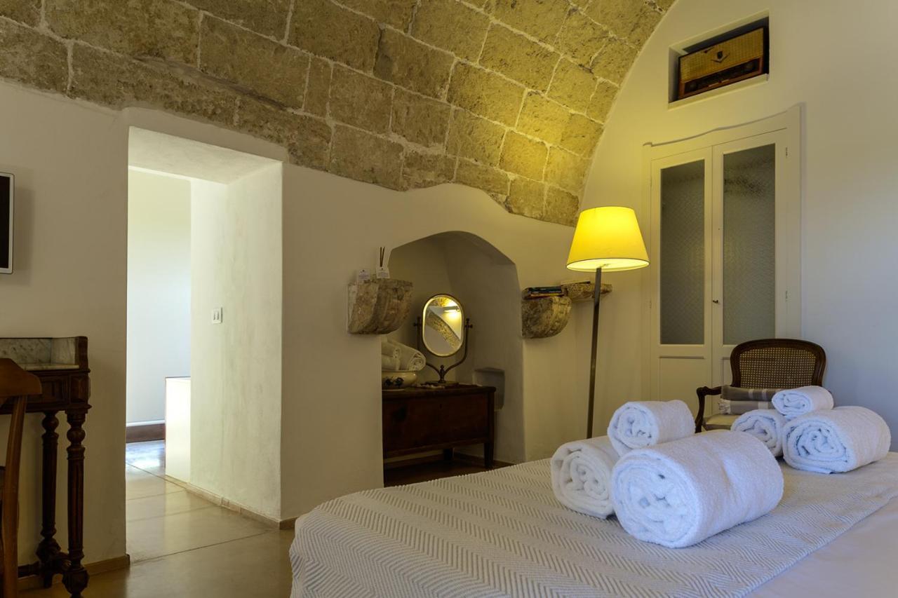 Tenutayala - Residenza Agrituristica Parabita Eksteriør bilde