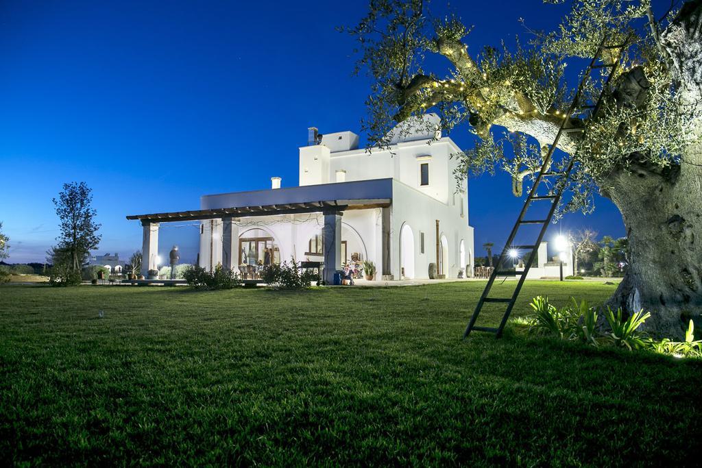 Tenutayala - Residenza Agrituristica Parabita Eksteriør bilde