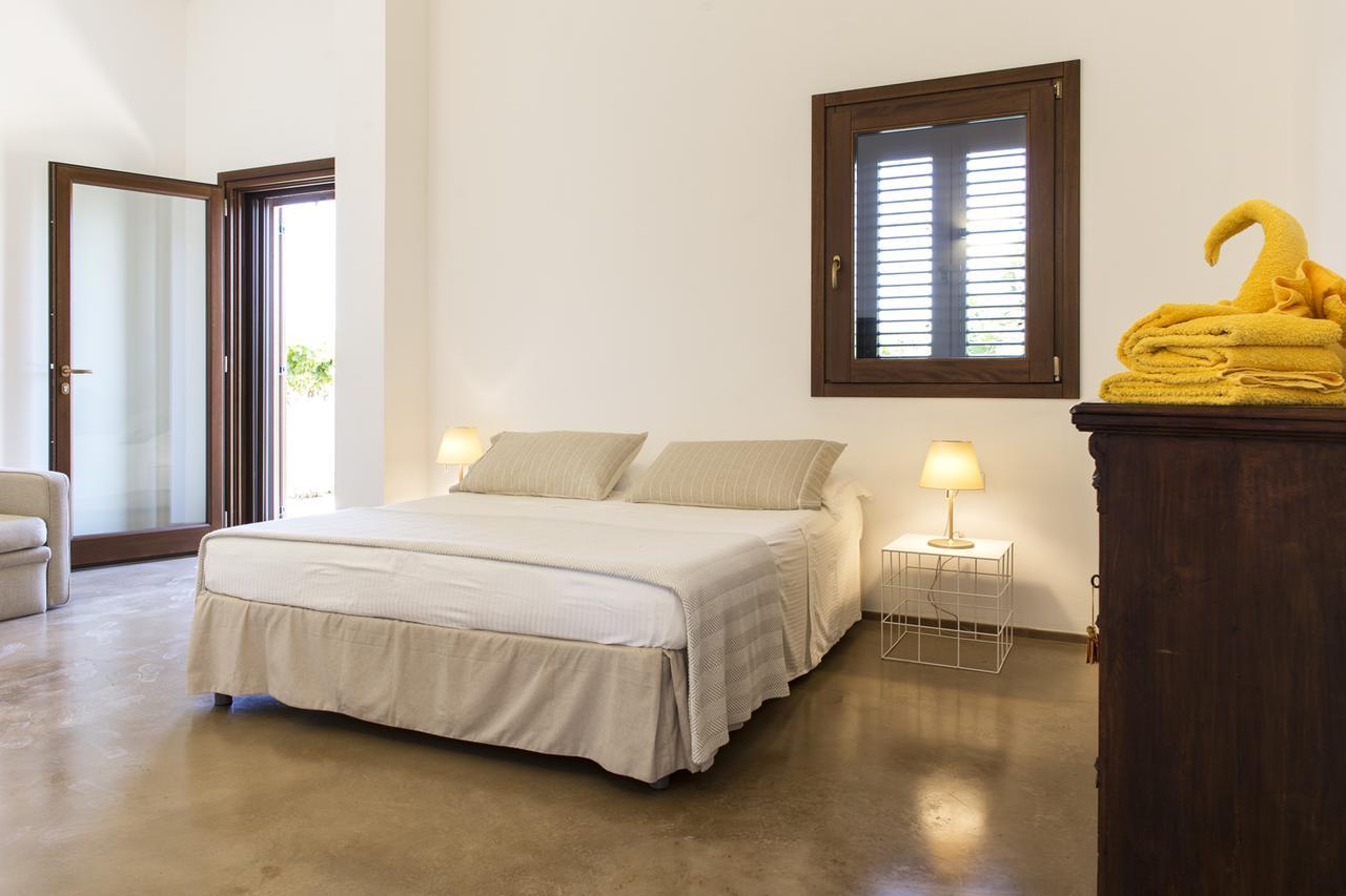 Tenutayala - Residenza Agrituristica Parabita Eksteriør bilde