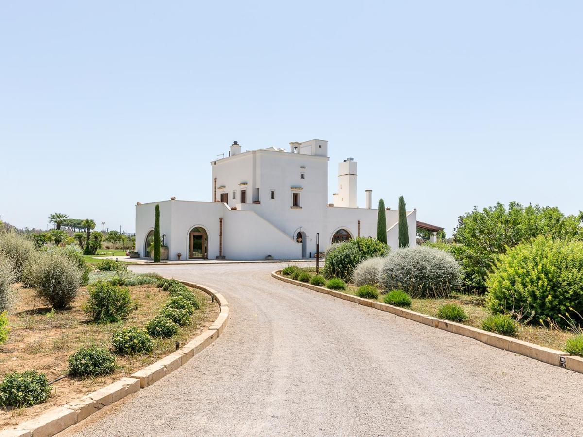 Tenutayala - Residenza Agrituristica Parabita Eksteriør bilde