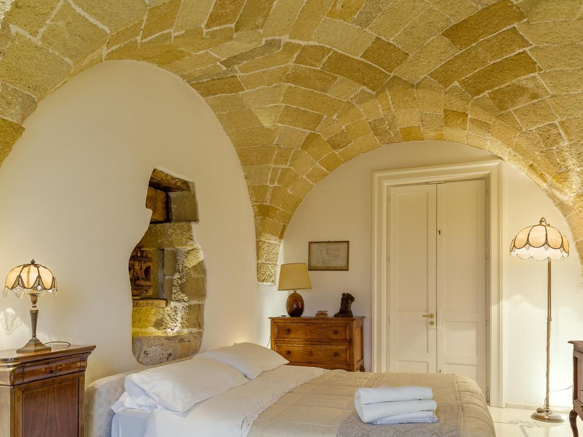 Tenutayala - Residenza Agrituristica Parabita Eksteriør bilde