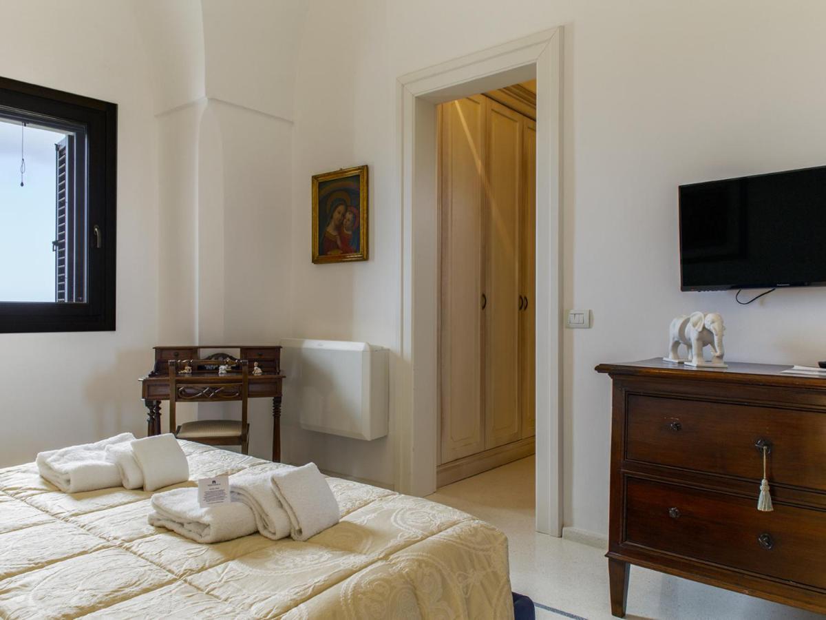 Tenutayala - Residenza Agrituristica Parabita Eksteriør bilde